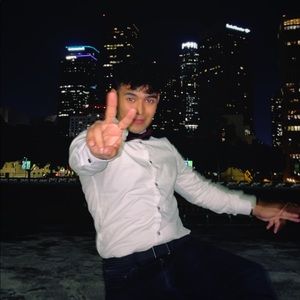 Meet your Posher, Cristian